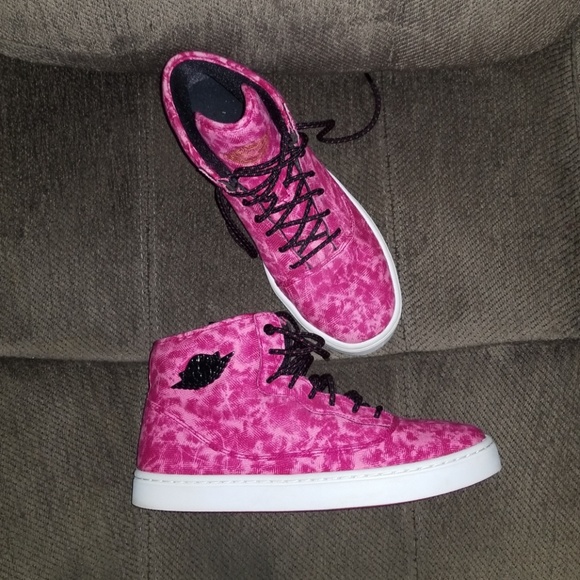 jordan 12 womens pink